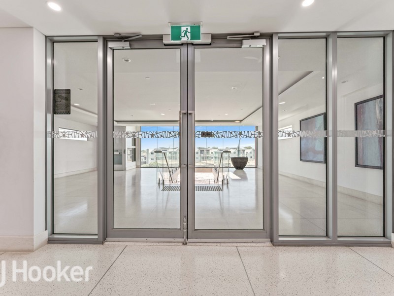 105/17 Malata Crescent, Success WA 6164