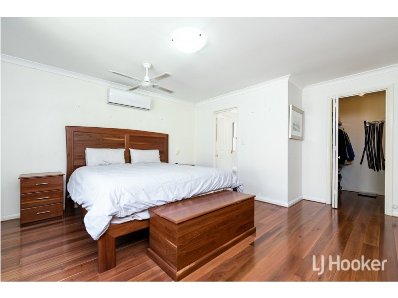 2/8 Hope Avenue, Manning WA 6152