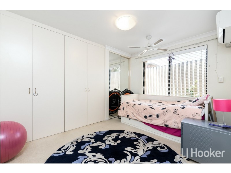 2/8 Hope Avenue, Manning WA 6152