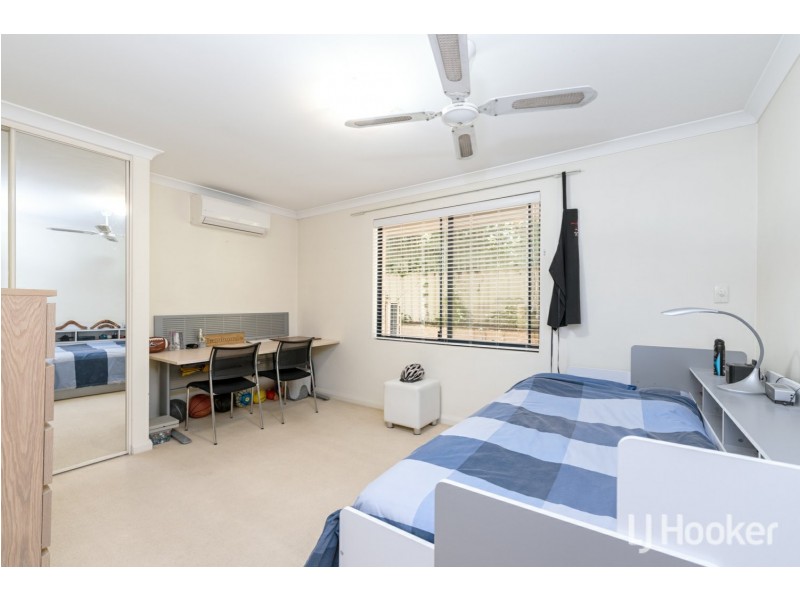 2/8 Hope Avenue, Manning WA 6152