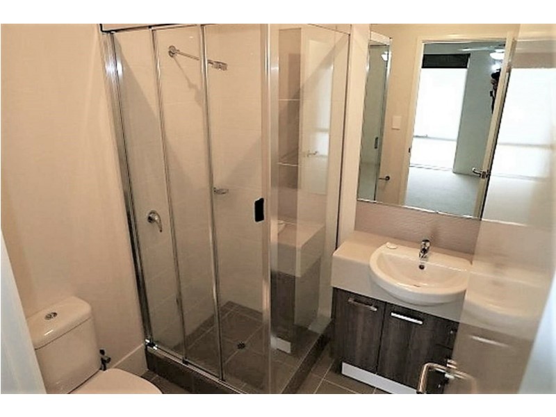 18/12 Loder Way, South Guildford WA 6055