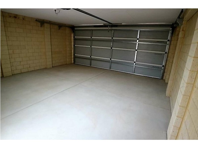 18/12 Loder Way, South Guildford WA 6055