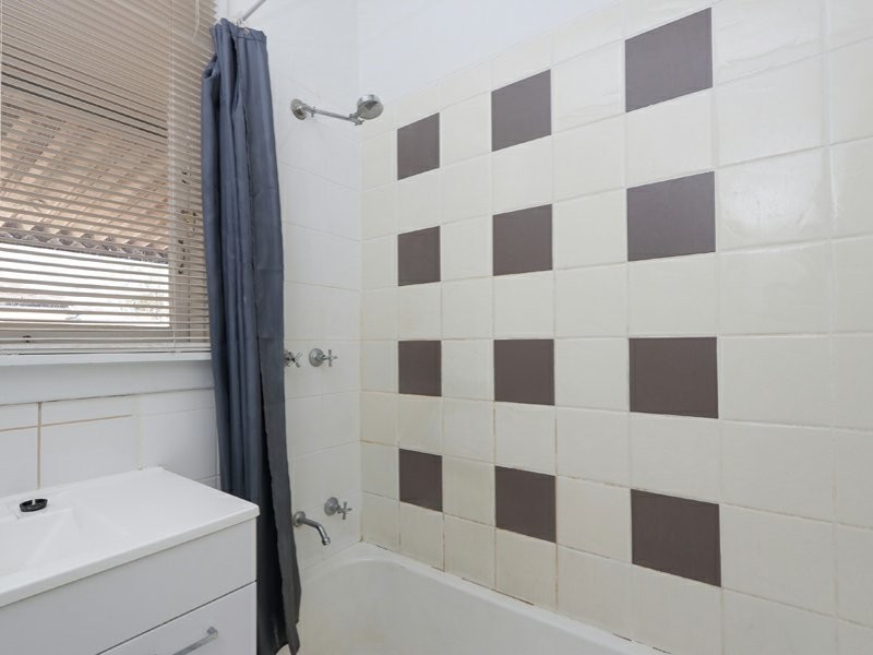 208 Gabriel Street, Cloverdale WA 6105
