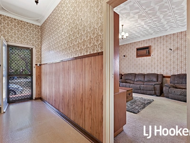 73 Upton Street, St James WA 6102