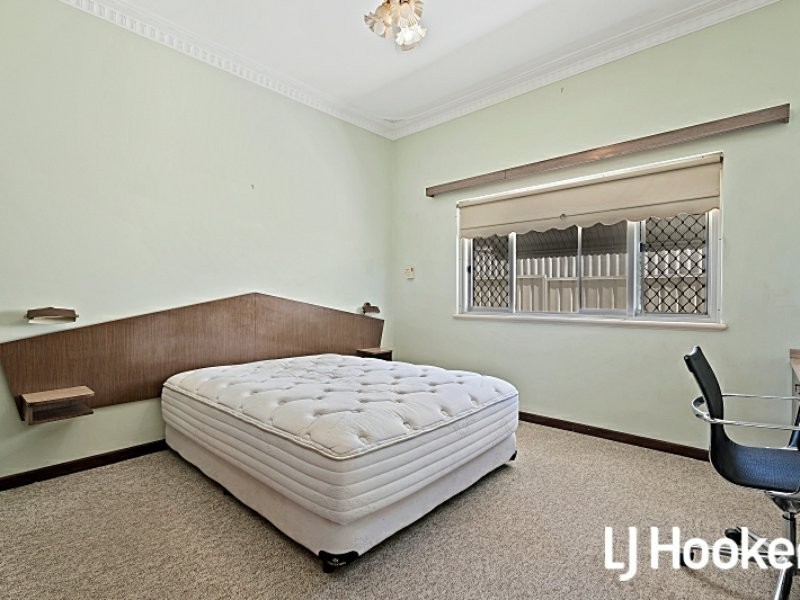 73 Upton Street, St James WA 6102