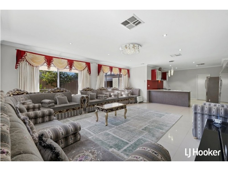 100A Gerard Street, East Cannington WA 6107