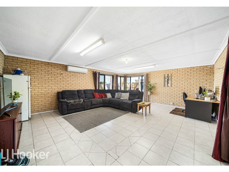 12 Lessar Place, Parkwood WA 6147