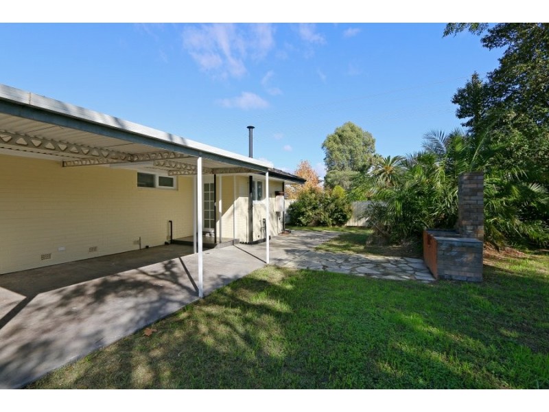 2 Kyogle Place, Armadale WA 6112