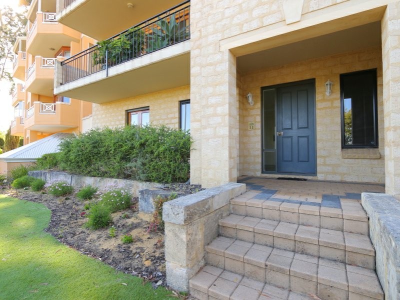 4/16-28 Waterloo Crescent, East Perth WA 6004