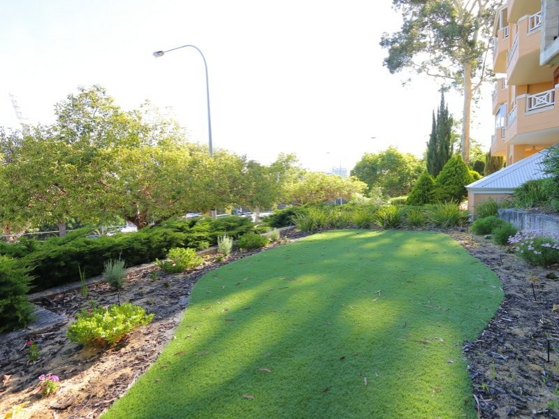 4/16-28 Waterloo Crescent, East Perth WA 6004