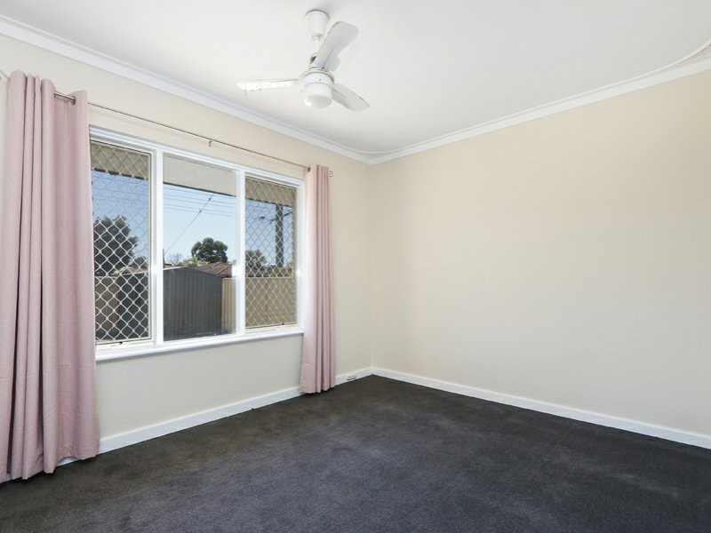 102A Walter Street, Gosnells WA 6110
