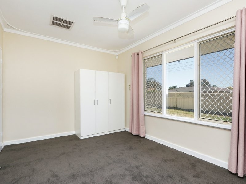 102A Walter Street, Gosnells WA 6110