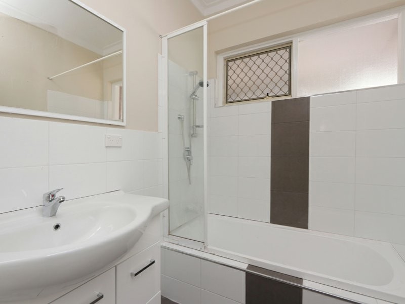 102A Walter Street, Gosnells WA 6110