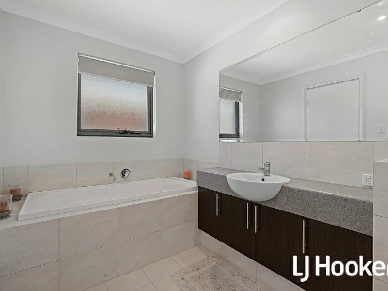 81 Mcmillan Street, Victoria Park WA 6100