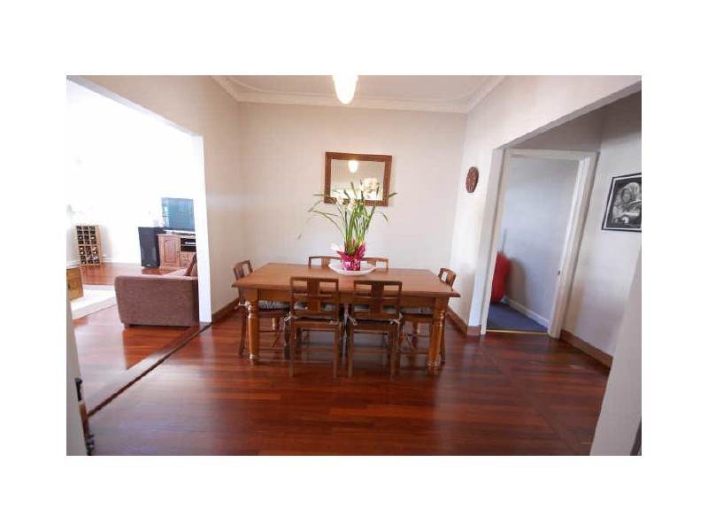 35 Carnarvon Street, East Victoria Park WA 6101