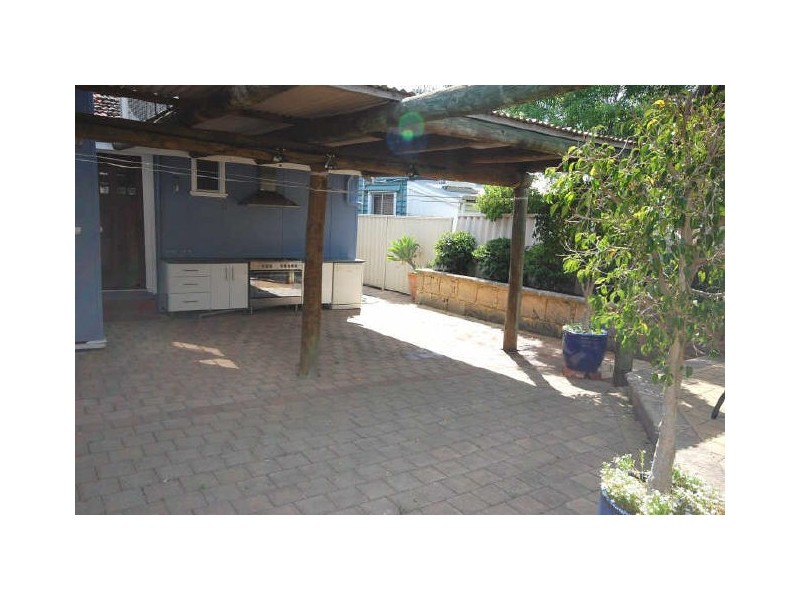 35 Carnarvon Street, East Victoria Park WA 6101