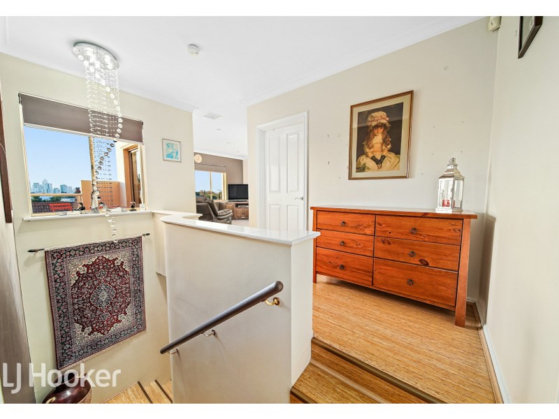 6 B Teague Street, Burswood WA 6100