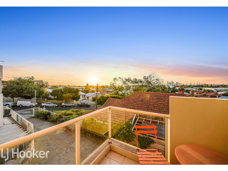 6 B Teague Street, Burswood WA 6100