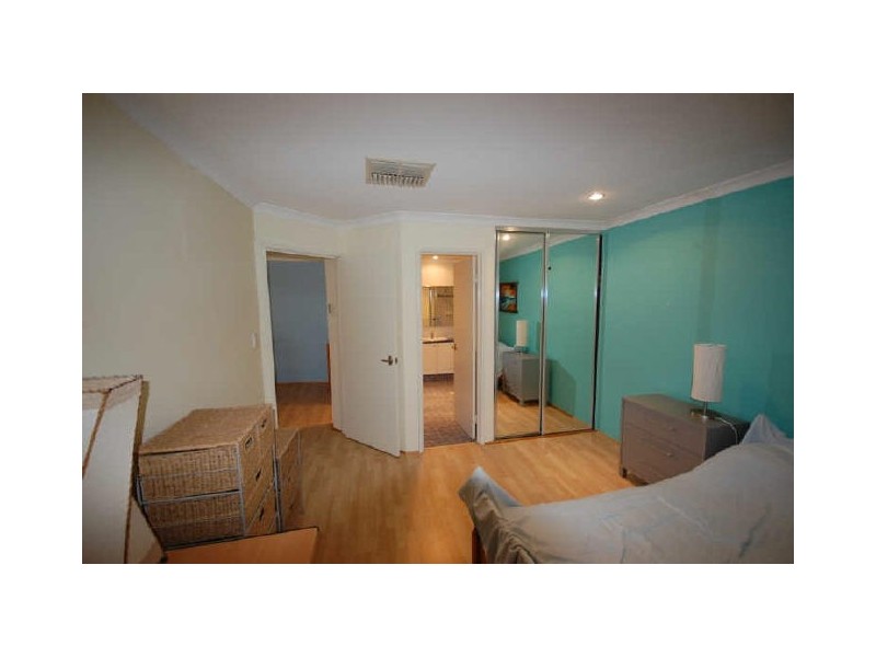 44 Lowan Loop, Karawara WA 6152