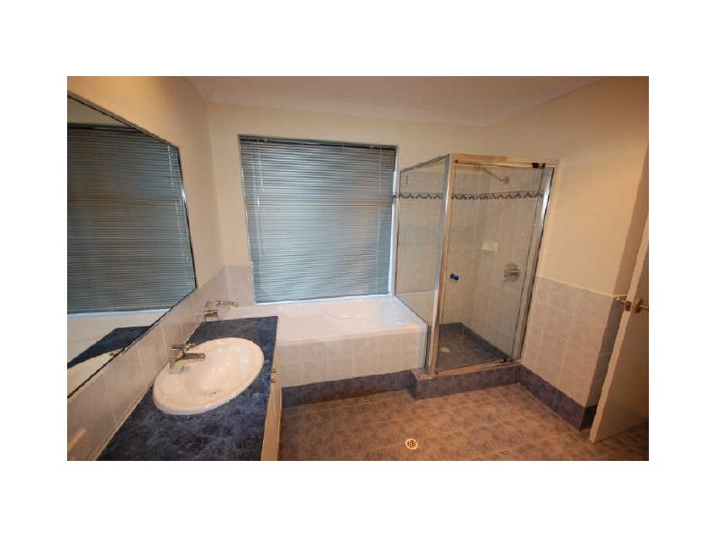 44 Lowan Loop, Karawara WA 6152
