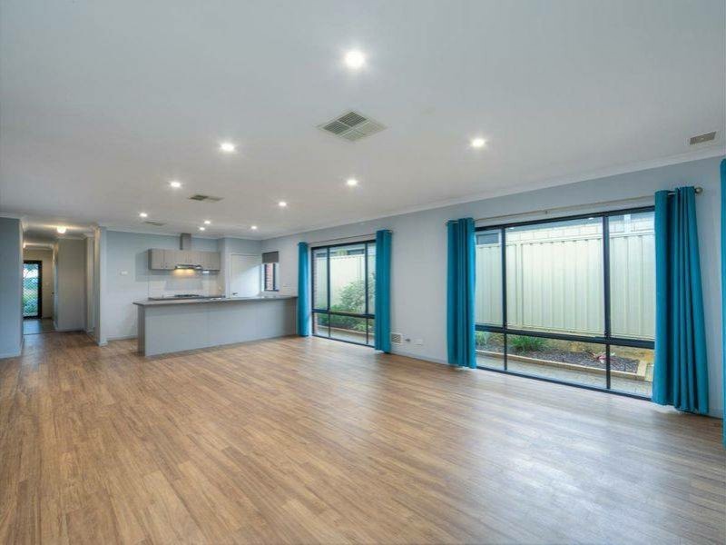 26 Malo Link, Forrestfield WA 6058