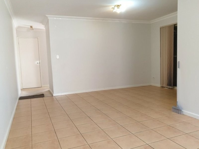1/250 Belgravia Street, Cloverdale WA 6105