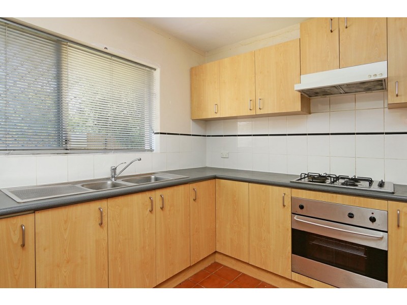 1/27 Melinga Court, Karawara WA 6152