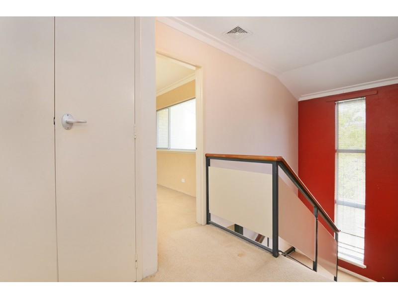 1/27 Melinga Court, Karawara WA 6152