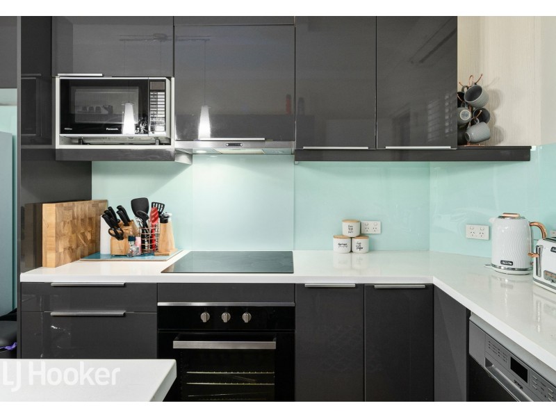 2/8 King George Street, Victoria Park WA 6100