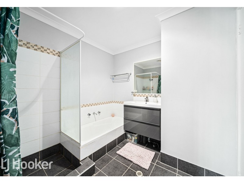 2/8 King George Street, Victoria Park WA 6100