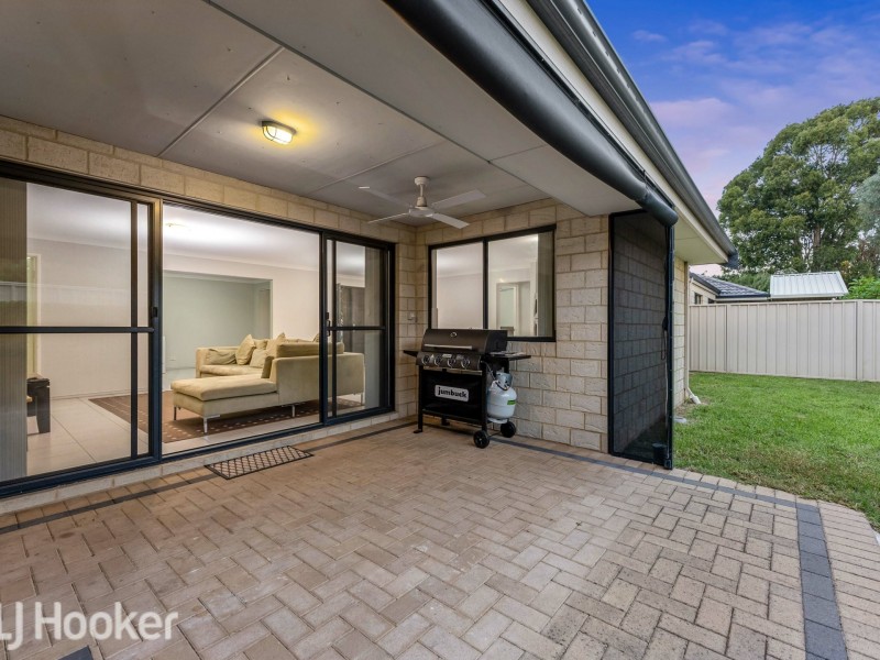5C Ayer Road, Queens Park WA 6107