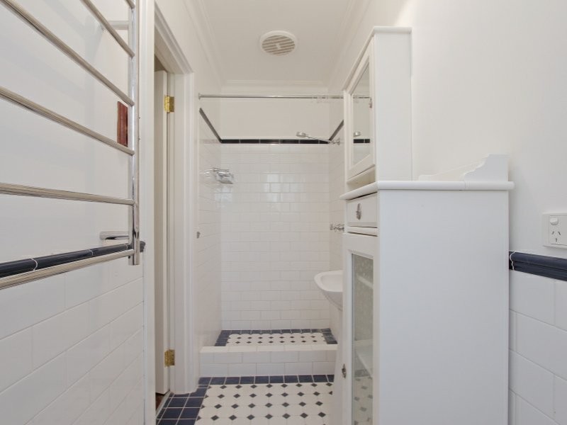 122 Stuart Street, Inglewood WA 6052