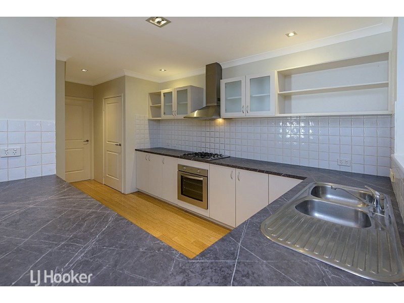 6 Akrasion Green, Victoria Park WA 6100