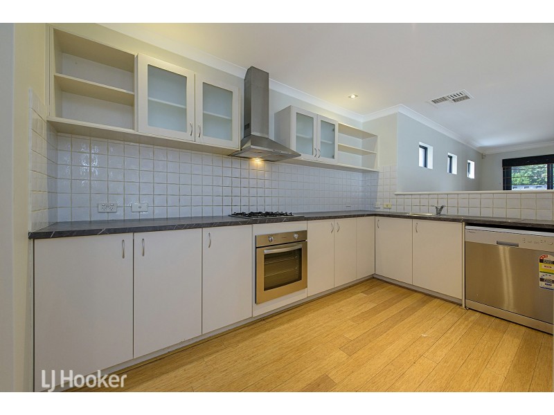 6 Akrasion Green, Victoria Park WA 6100