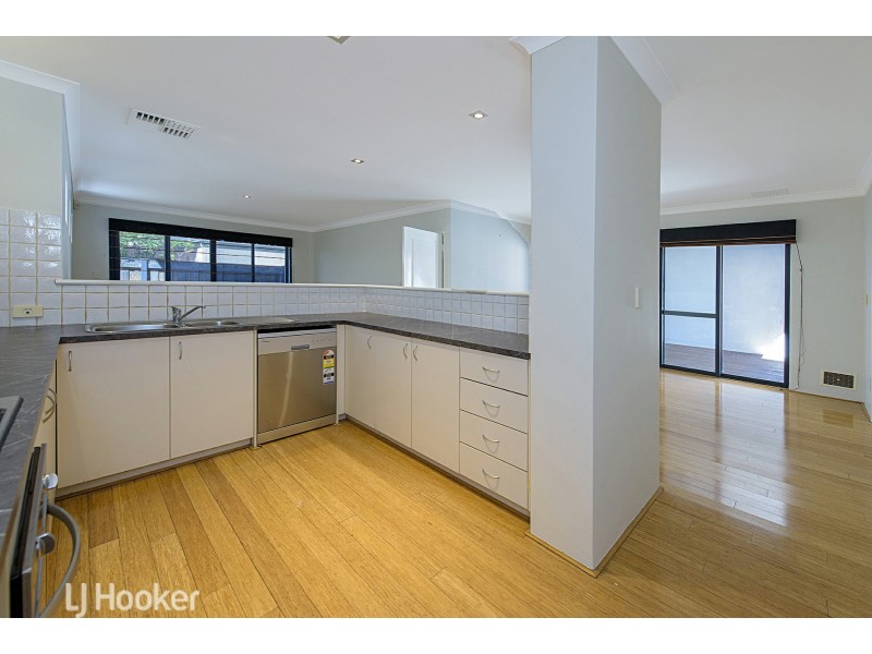 6 Akrasion Green, Victoria Park WA 6100