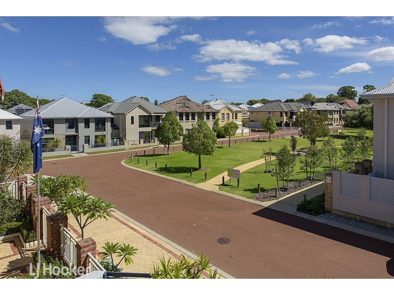 6 Akrasion Green, Victoria Park WA 6100