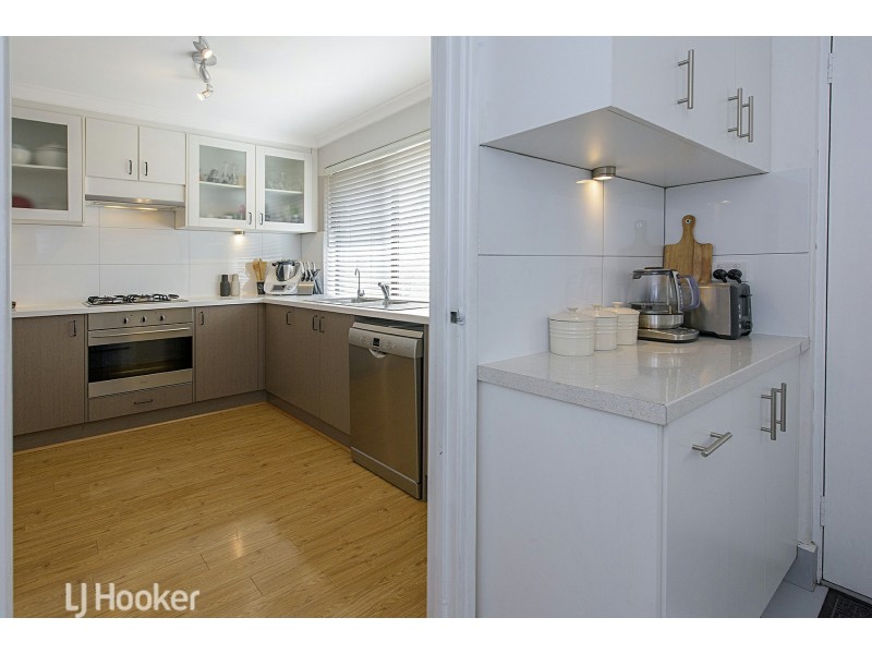 2/15 Talga Close, Wilson WA 6107