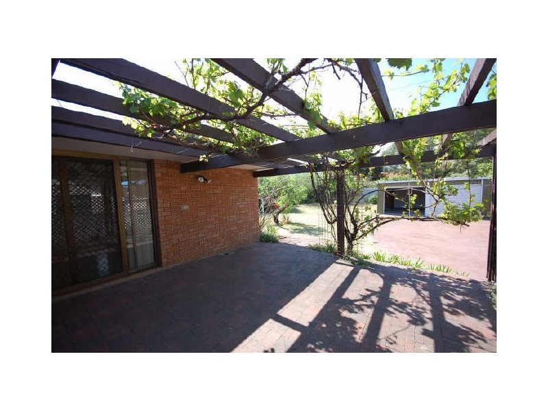 10 Bone Street, St James WA 6102