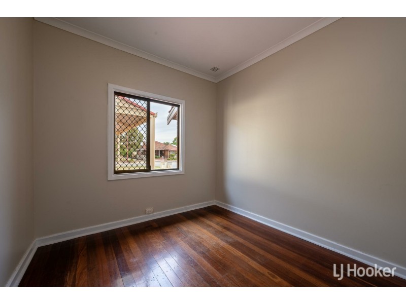 42 Hooson Way, Wilson WA 6107