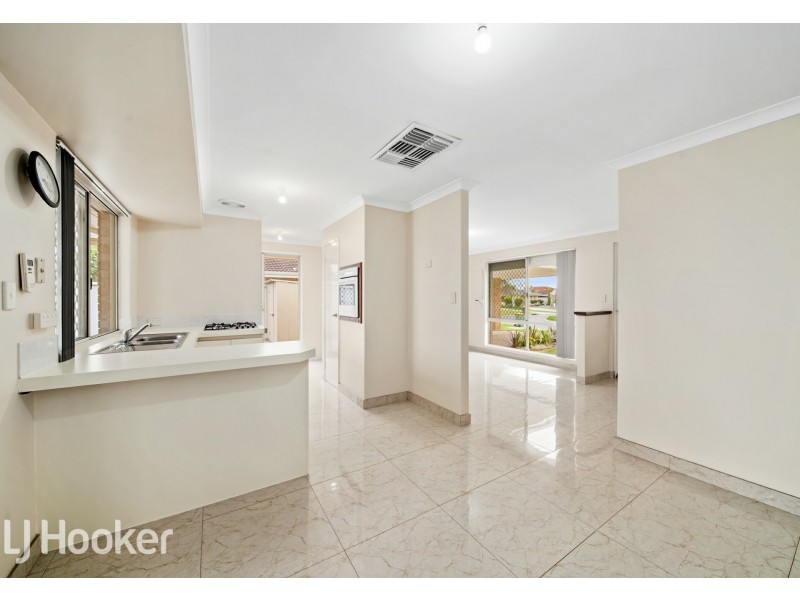 17 Lansing Street, Queens Park WA 6107