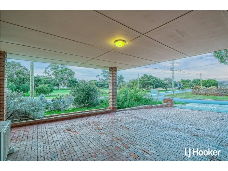 5 Cole Place, Dianella WA 6059