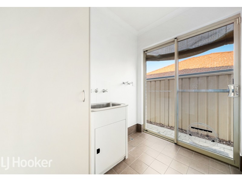 8/12 Alexandra Place, Bentley WA 6102