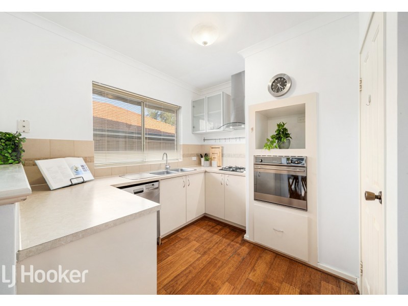 8/12 Alexandra Place, Bentley WA 6102