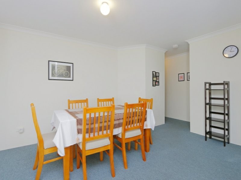 8/6 Warwick Street, St James WA 6102