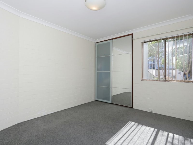 13/22 King George Street, Victoria Park WA 6100