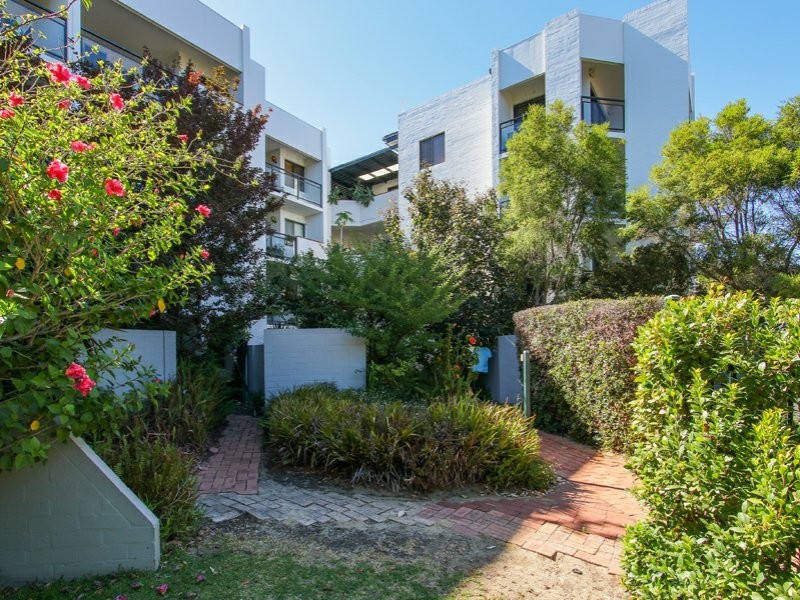 13/22 King George Street, Victoria Park WA 6100