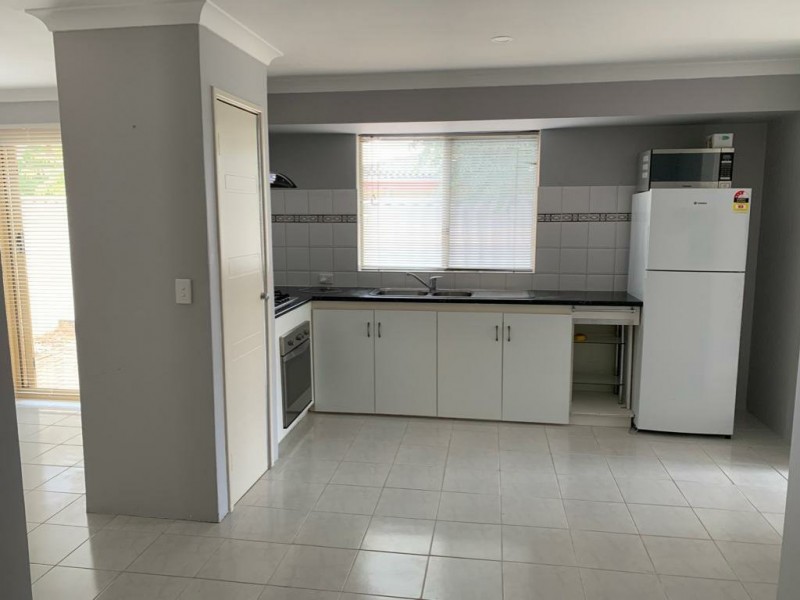 33 Galaxy Way, Carlisle WA 6101