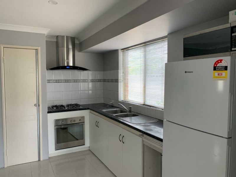 33 Galaxy Way, Carlisle WA 6101