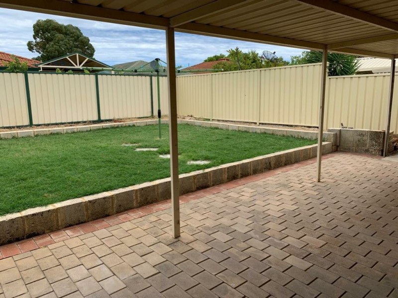 33 Galaxy Way, Carlisle WA 6101