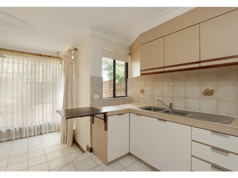 1/12 Carnarvon Street, East Victoria Park WA 6101